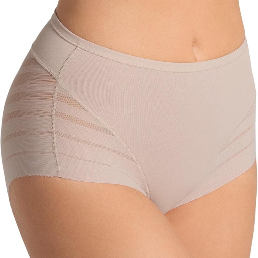 Leonisa High Waisted Invisible Tummy Control Shaperwear Size: M